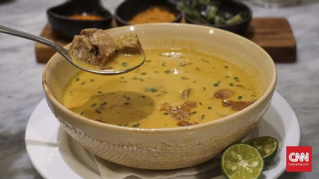 Empal Gentong bisa jadi menu yang sempuna untuk teman makan ketupat. Berikut resepnya untuk Anda.