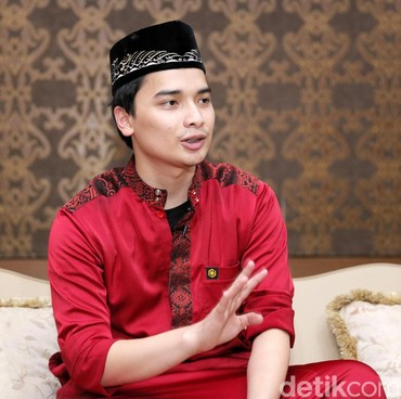 Ini Amanah Nikah Muda Alm Arifin Ilham Pasca Alvin Faiz-Larissa Chou Cerai