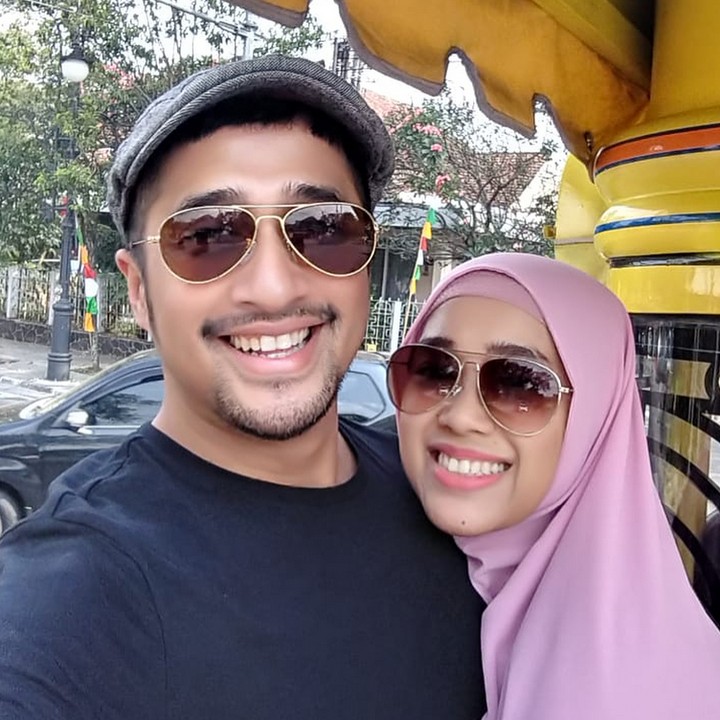 <p>Anak kelima mereka lahir pada 25 Mei 2019, yang diberi nama Dzaki. (Foto: Instagram @irfanhakim75)</p>