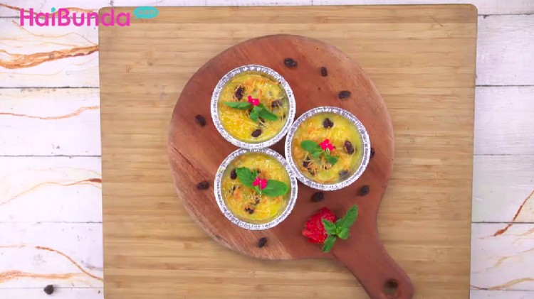 Kalau biasanya schotel dibuat dari pasta, kali ini kita coba dengan bahan dasar peyeum. Rasanya enggak kalah menarik lho, Bun.