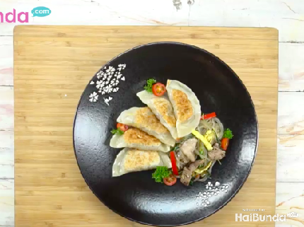 Menu Sahur: Mandu Isi Japchae, Kelezatan Mi Pangsit ala Korea