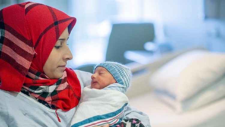 Ada waktu yang diharamkan untuk membayar fidyah bagi ibu hamil dan menyusui. Simak tata cara yang diperbolehkan menurut Islam.