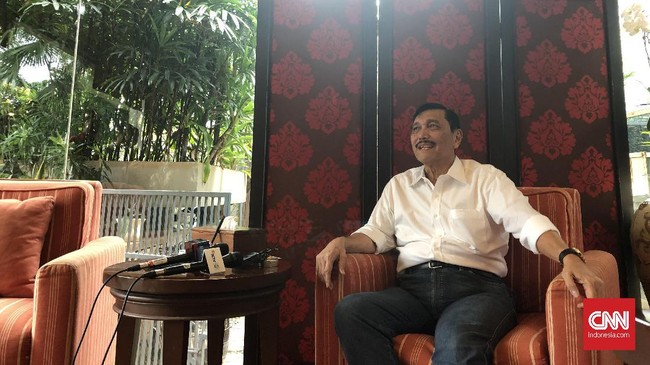 Luhut Pandjaitan mengatakan sudah melihat semua data dan mengetahui ada benang merah antara kerusuhan Aksi 22 Mei dengan rencana pembunuhan 4 tokoh nasional.
