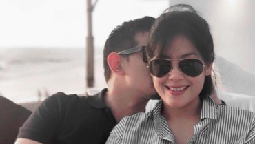 Pamer Cincin, Lulu Tobing Siap Menikah?