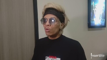 img-title Atta Halilintar Foto Bareng 3 Artis Tampan, Netizen: Lah Sapu Ijuk Ngapain?