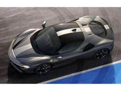 Ferrari Kenalkan Varian Listrik 2025 dan Haram Jual Mobil Bensin Lagi 2030