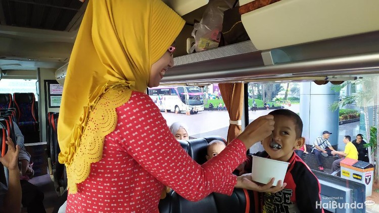 Yuk, Bunda simak keseruan keluarga yang ikut mudik gratis bareng Transmedia.