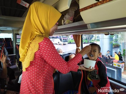 Serunya Bunda dan Keluarga Mudik Gratis Bareng Transmedia