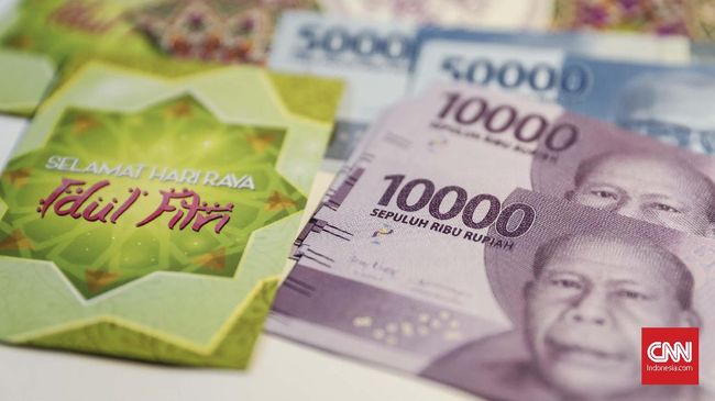 Survei menemukan, uang digital lebih dipilih sebagian besar masyarakat untuk berbagi THR di momen Lebaran 2021.