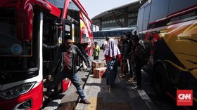 H-3 Lebaran, 128 Penumpang Berangkat dari Terminal Pulogebang