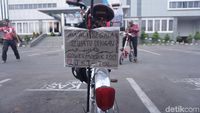 Yang Unik di Gowes Mudik 2019, Perlengkapan Doa hingga Helm Bertanduk Andi&nbsp;Video