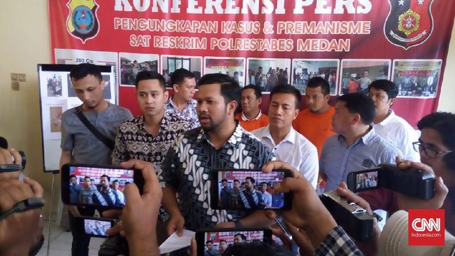 Pimpinan GNKR Sumut, Rabualam Syahputra ditetapkan sebagai tersangka dan ditahan di Polrestabes Medan. Dia dijerat pasal soal makar, penghasutan, berita bohong.