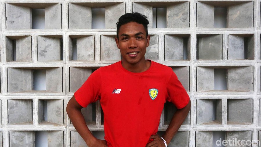 Lalu Muhammad Zohri adalah pelari asal Indonesia. Dia berhasil meraih medali emas dan menjadi juara dunia pada Kejuaraan Dunia Atletik Junior 2018 yang berlangsung di Tampere, Finlandia.