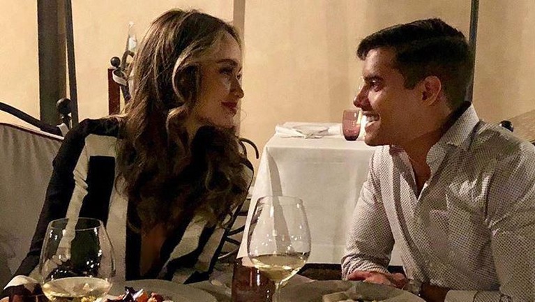 Lihat Lagi Foto Mesra Cinta Laura dan Mantan Kekasih Potret kebersamaan antara Cinta Laura dan sang mantan kekasih, Frank Gracia