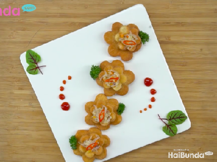 Menu Buka Puasa: Pastel Teratai, Kreasi Gorengan Berbentuk Bunga