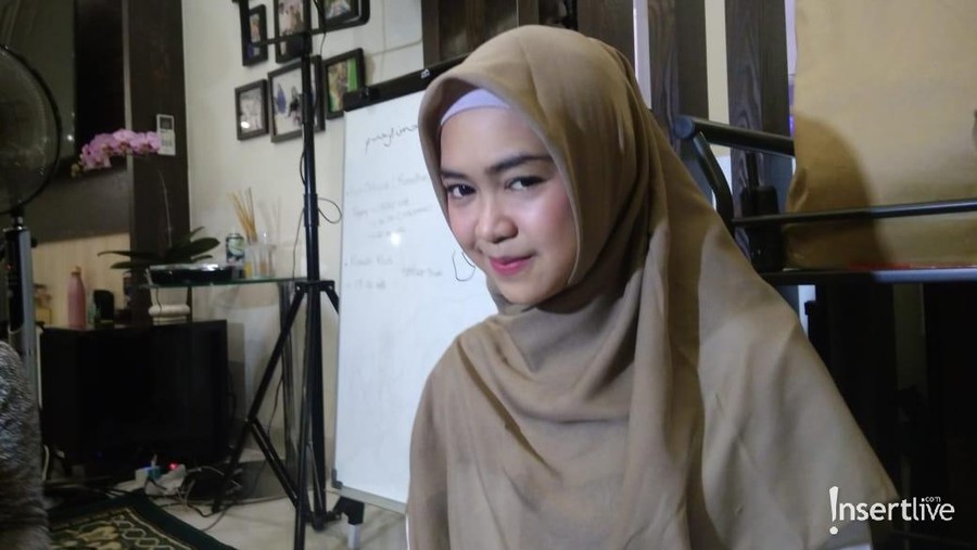 Penjelasan Ria Ricis soal vakum dari YouTube.