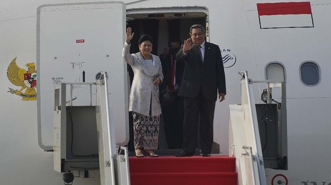 Partai Nasdem mengucapkan terima kasihnya atas jasa Ani mendampingi Presiden RI ke-6 Susilo Bambang Yudhoyono (SBY) membangun negara.