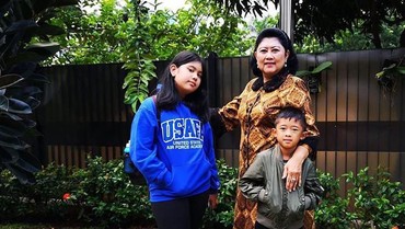 Jenazah Ibu Ani Yudhoyono Tiba Malam Ini