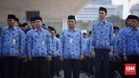Tahun Depan, Jokowi Tetap Berikan Gaji ke-13 dan THR bagi PNS