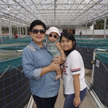 5 Momen Ibu Ani Yudhoyono Bersama Para Cucu