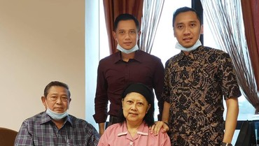 Tangis SBY Iringi Pemakaman Ani Yudhoyono
