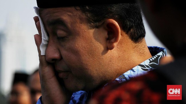 Program Anies di Jakarta menuai banyak kritik. Ada faktor penyebab, dari Anies yang tidak punya parpol dan wakil, hingga kerap dibandingkan dengan Ahok.