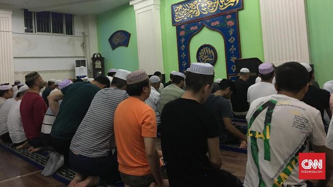 Mencermati kehidupan muslim dan Masjid di Nanning, memunculkan sebuah pelajaran berharga.