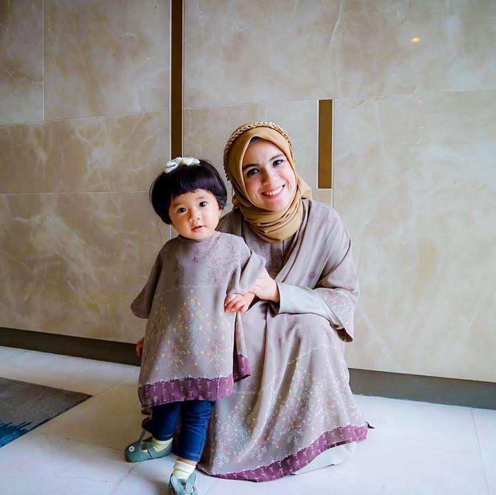 <p>Putri yang lahir pada 27 Maret 2018 tersebut diberi nama Lembar Putih Trinycta, atau kerap disapa Uti. (Foto: Instagram @missnyctagina)</p>