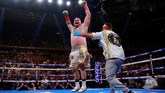 FOTO: Kejutan Andy Ruiz Menang TKO Atas Anthony Joshua Petinju asal Meksiko Andy Ruiz Jr. secara mengejutkan menjadi juara dunia kelas berat setelah menang TKO atas Anthony Joshua.