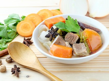 Menu Sahur: Resep Sup Kikil Praktis, Hangat & Nikmat Penggugah Selera Makan