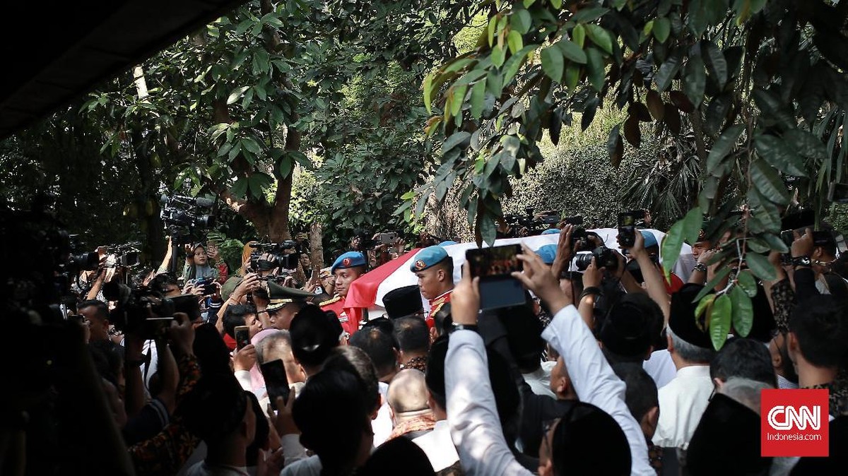 FOTO: Penyerahan Jenazah Ani Yudhoyono ke Negara