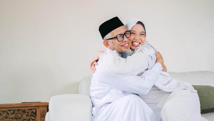 Inspirasi ucapan Hari Raya Idul Fitri: Sebentar lagi kita merayakan Hari Raya Idul Fitri. Jangan lupa berikan ucapan-ucapan indah sebagai doa dan harapan kepada orang terkasih ya, Bun.