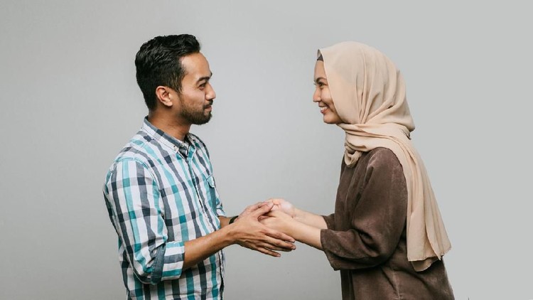 Sebentar lagi kita merayakan Hari Raya Idul Fitri. Jangan lupa berikan ucapan-ucapan indah sebagai doa dan harapan kepada orang terkasih ya, Bun.