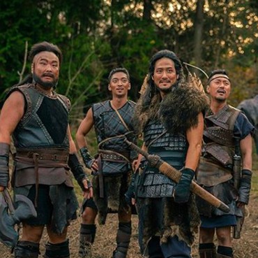 Drama Korea 'Arthdal Chronicles' Terancam Tunda Produksi Musim Kedua