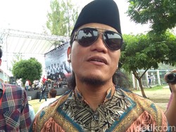 Ditanya Deddy Corbuzier Kenapa Nggak Poligami, Ini Jawaban Gus Miftah