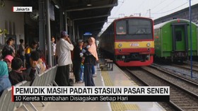 VIDEO: Pemudik Masih Padati Stasiun Pasar Senen