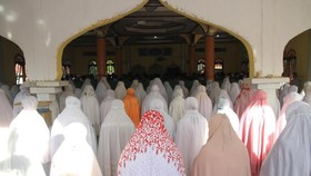 Jemaah Syattariyah Habib Muda Seunagan Aceh Idulfitri 12 Mei