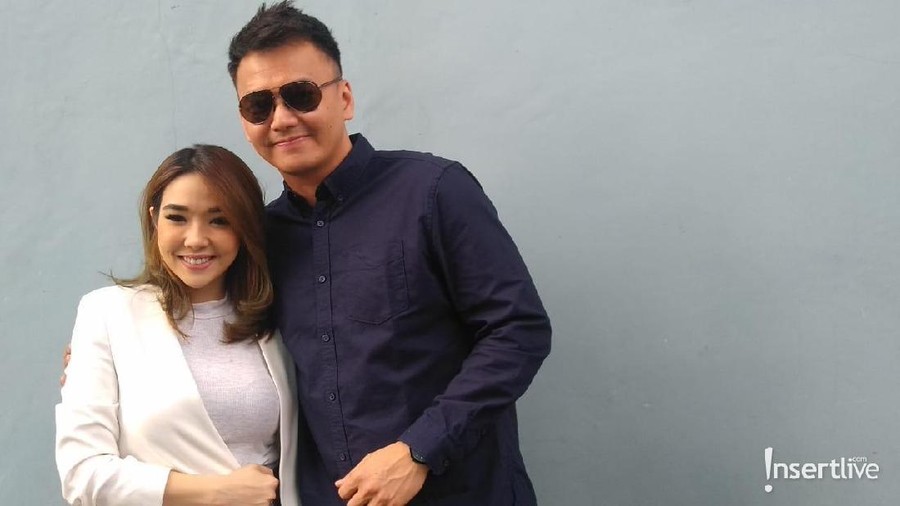 Sudah Akrab dengan Gempi, Kapan Wijin akan Nikahi Gisel? Makin akrab dengan Gempita Nora Marten, kapan Wijaya Saputra atau Wijin akan menikahi Gisel Anastasia?