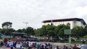 Ikut Timur Tengah, Jamaah Taman Surga Sumbar Lebaran Hari Ini