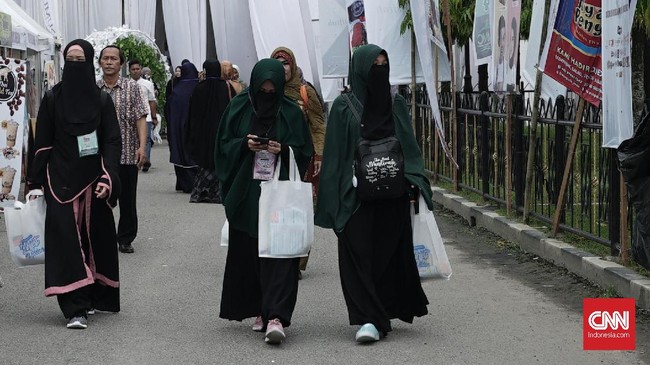 PWNU Jatim menolak acara Hijrahfest bertajuk Surabaya Islamic Festival lantaran penyelenggara telah mencatut logo NU tanpa izin.