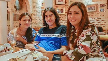 Putus dari El Rumi, Marsha Aruan Masih Sering Chat Maia Estianty