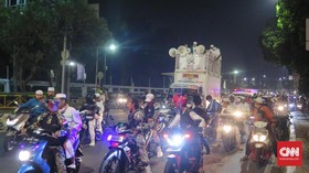 Polisi Larang Warga Konvoi Malam Takbiran, Cegat Perbatasan Jakarta