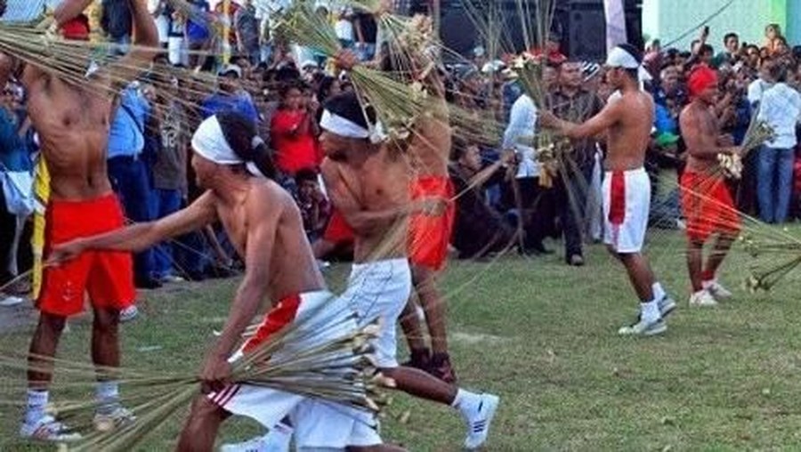 Sejumlah tradisi unik perayaan Idul fitri di Indonesia.