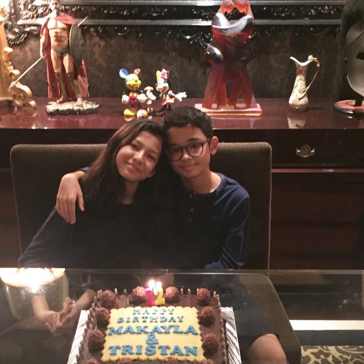 <p>Di ulang tahun Makayla dan Tristan yang ke-12, Mama Lia mengaku bangga banget pada si kembar. (Foto: Instagram @perempuanpanggung)</p>