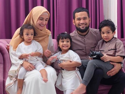7 Momen Keluarga Artis Rayakan Lebaran, Mana Favorit Bunda?