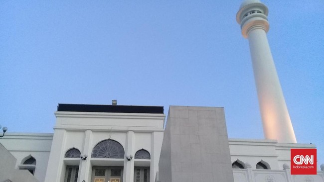 Ketua Dewan Pertimbangan MUI Pusat Din Syamsuddin akan menjadi khatib salat Idul Fitri di Masjid Agung Al-Azhar, Jakarta.