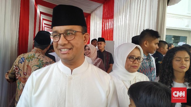 Gubernur DKI Jakarta Anies Baswedan bertolak ke Amerika usai menjadi pembicara World Cities Summitt di Kolombia.