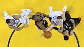 FOTO: Raptors Curi Gim 3 Final NBA 2019 Toronto Raptors mencuri kemenangan pada gim ketiga Final NBA 2019 yang berlangsung di markas Golden State Warriors.
