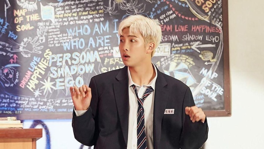Perhatian dan Cerdas Kepribadian dan karakter RM atau Kim Namjoon sebagai leader BTS dibongkar sejumlah wartawan media di Korea Selatan.