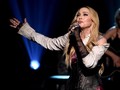 Madonna Akan Sutradarai dan Tulis Film Biopik Sendiri